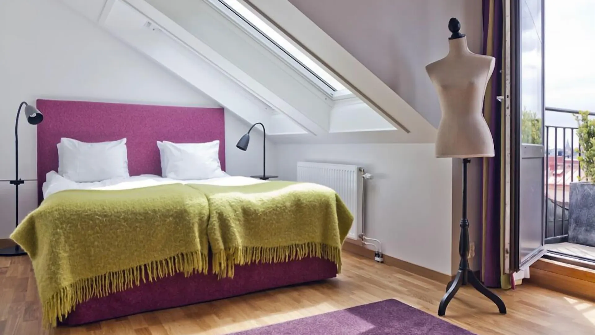Home Hotel Wellington Stockholm 4*,