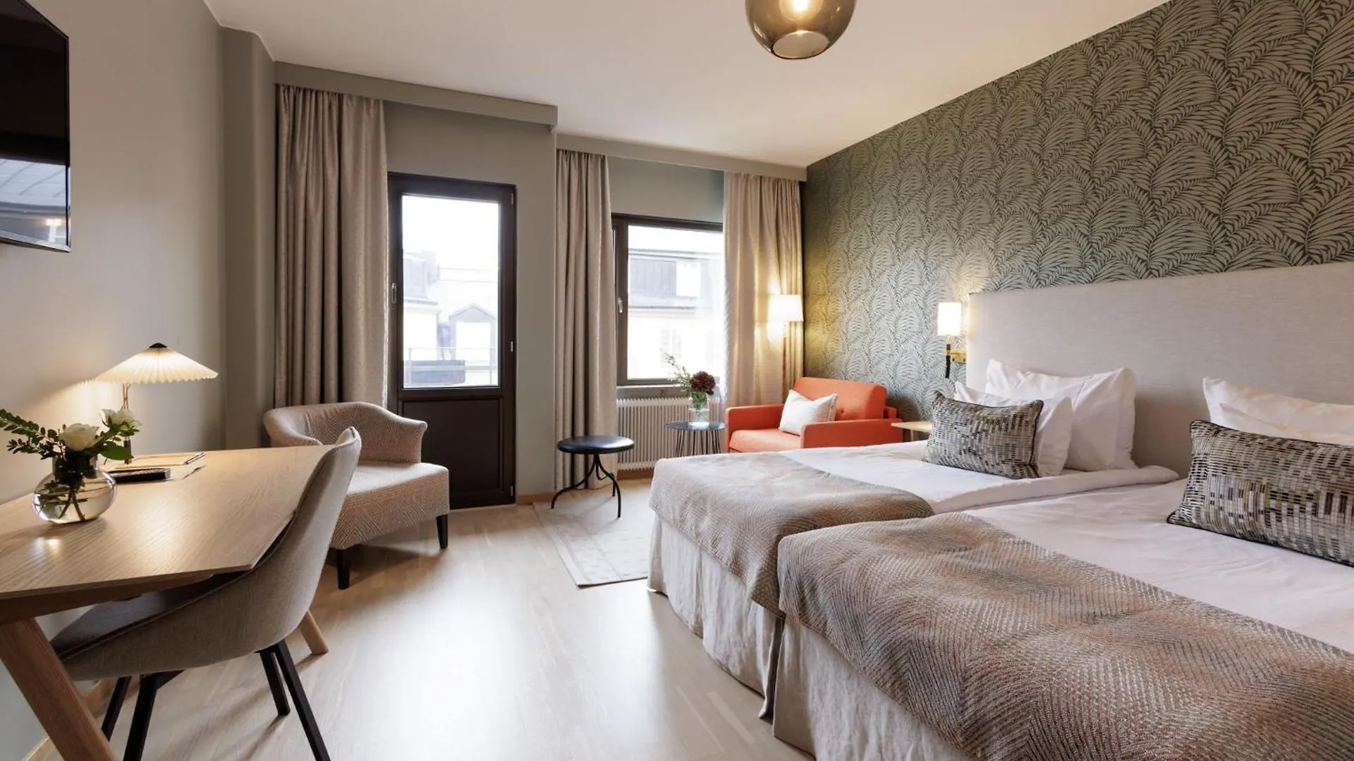 ****  Home Hotel Wellington Стокгольм Швеция