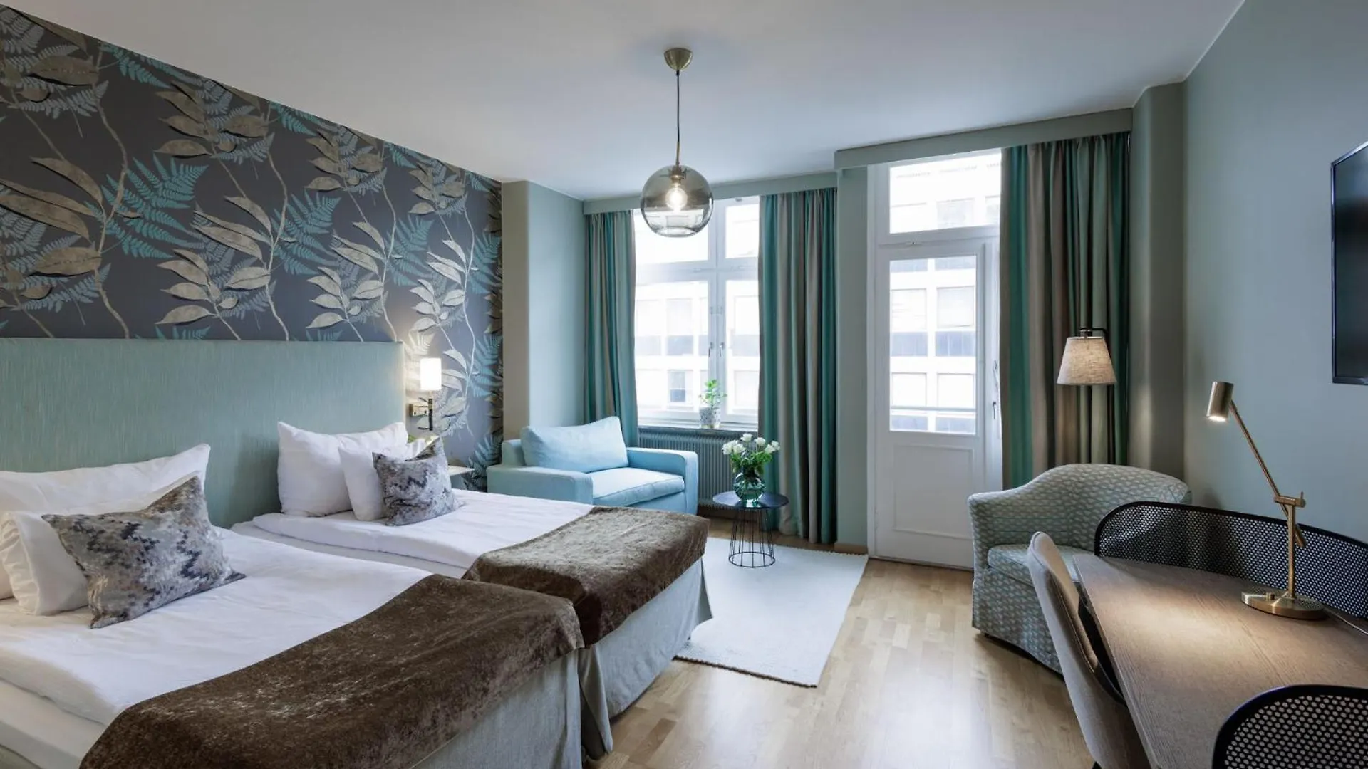 ****  Home Hotel Wellington Стокгольм Швеция