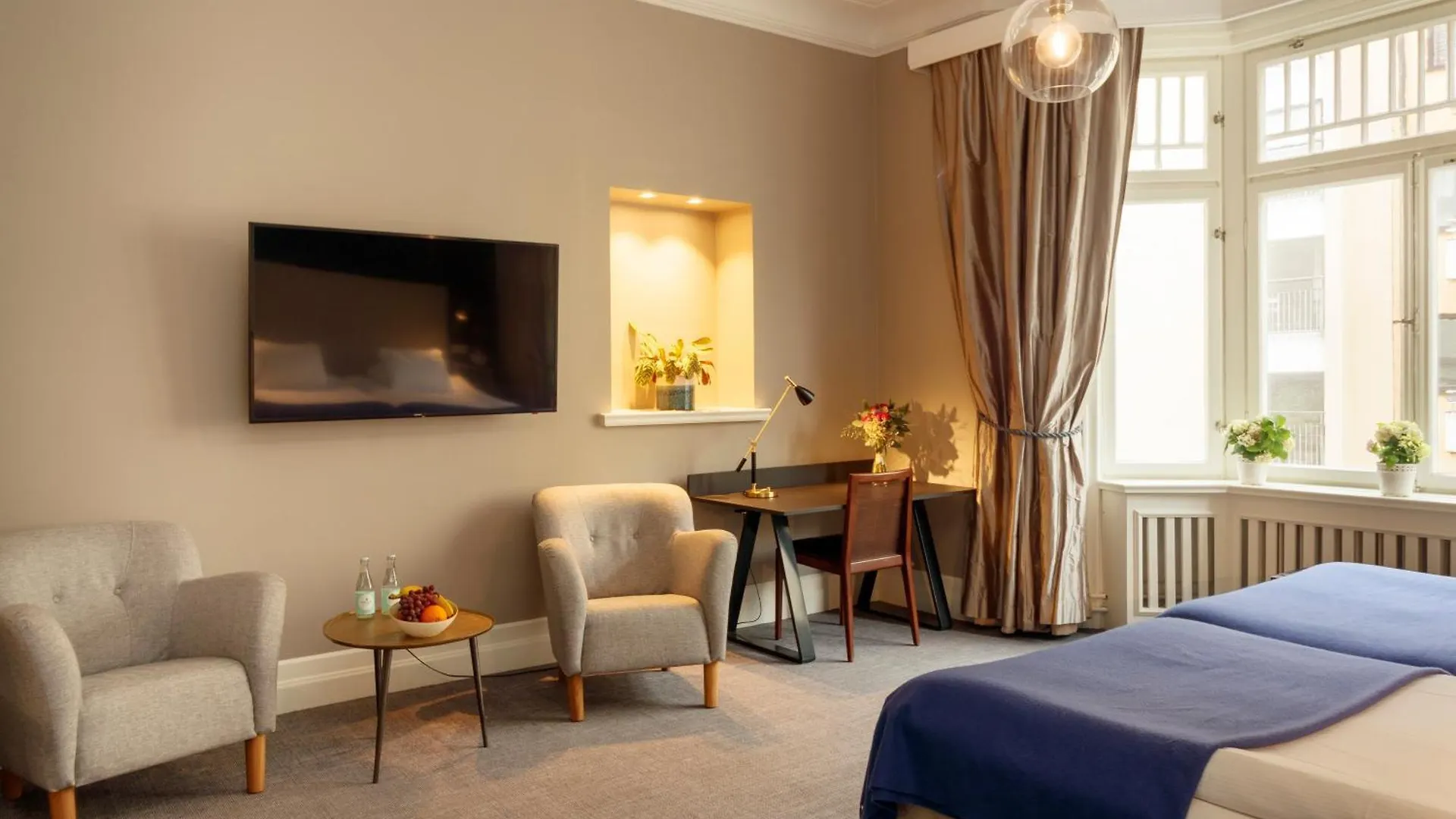 Home Hotel Wellington Стокгольм