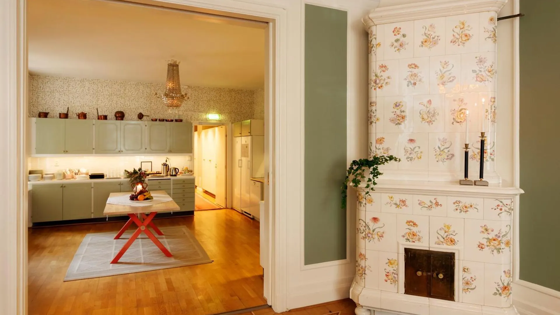 Home Hotel Wellington Стокгольм